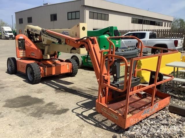 JLG E450AJ Körüklü personel platformları
