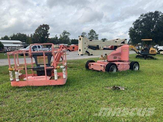 JLG E450AJ Körüklü personel platformları