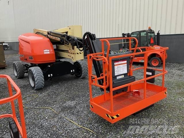 JLG EC450AJ Körüklü personel platformları