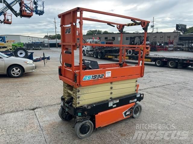 JLG ES1932-LC Makasli platformlar