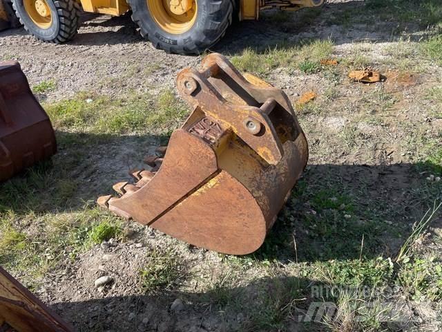 John Deere  Kovalar