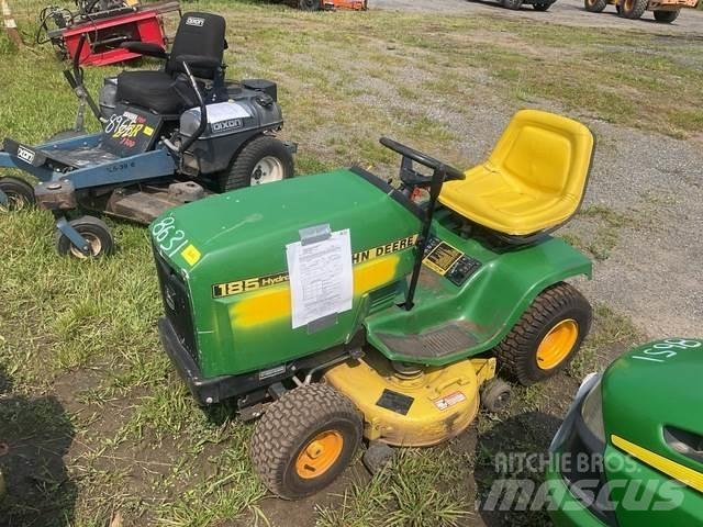 John Deere 185 Diger