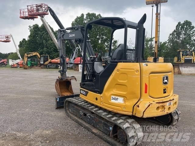 John Deere 60G Paletli ekskavatörler