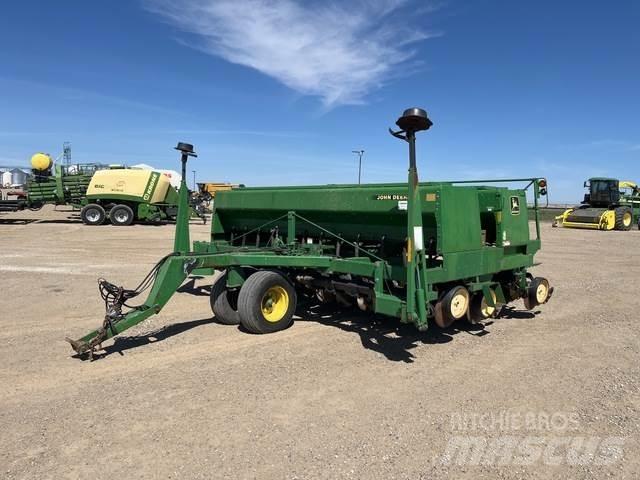 John Deere 750 Mibzerler