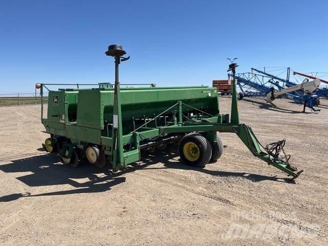 John Deere 750 Mibzerler