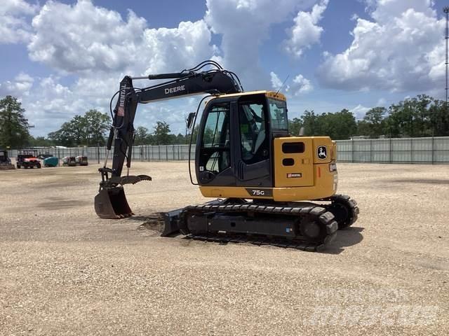 John Deere 75G Paletli ekskavatörler