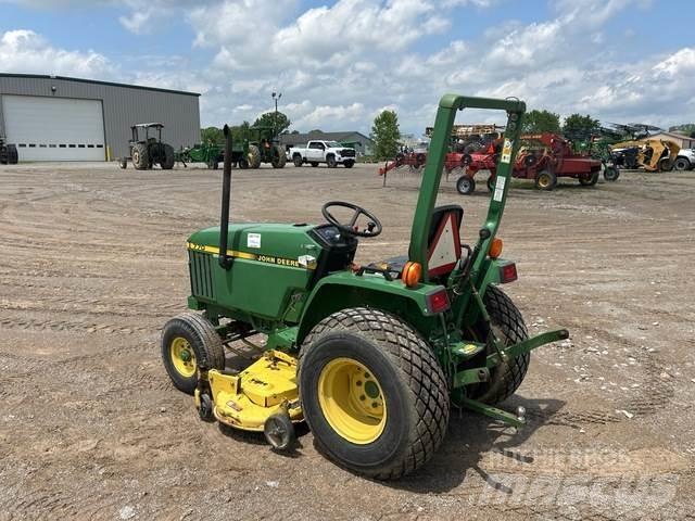 John Deere 770 Traktörler