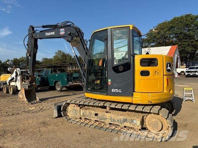 John Deere 85G Paletli ekskavatörler