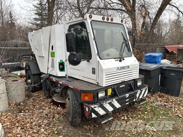 Johnston  Süpürme kamyonları