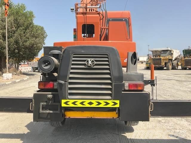 Kato KR10H Arazi Tipi Vinçler (RT)