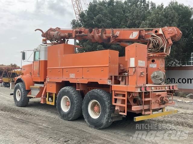 Kenworth C500 Gezer sondaj kamyonları