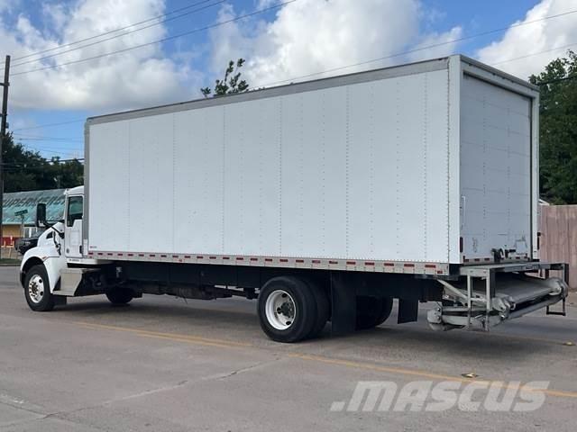 Kenworth T300 Kapali kasa kamyonlar