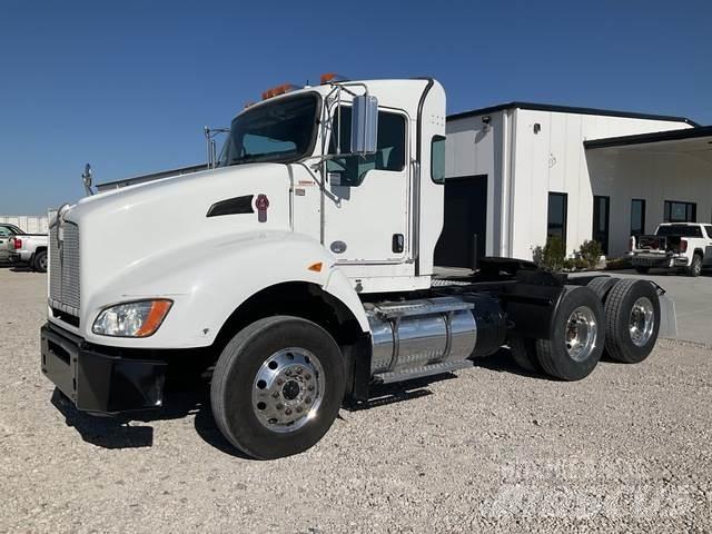 Kenworth T440 Çekiciler