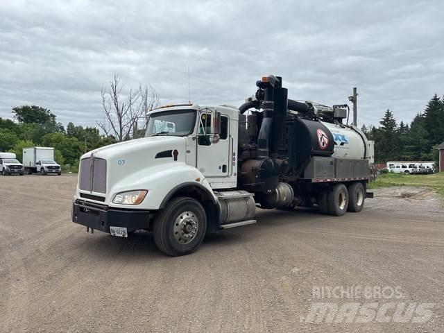 Kenworth T440 Paletli ekskavatörler