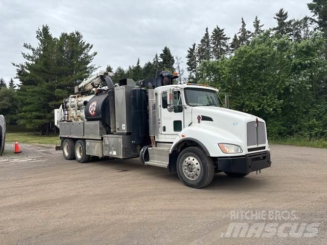Kenworth T440 Paletli ekskavatörler