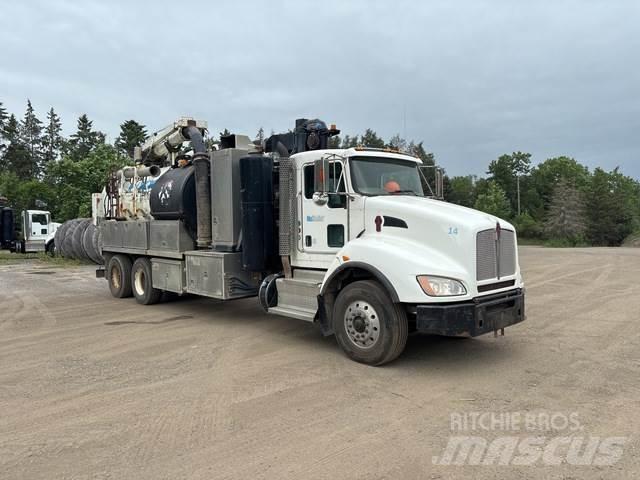 Kenworth T450 Paletli ekskavatörler