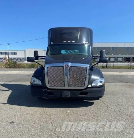 Kenworth T680 Çekiciler