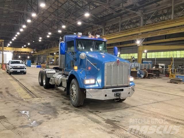 Kenworth T800 Çekiciler