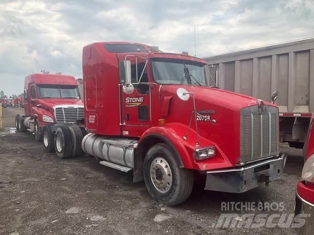 Kenworth T800 Çekiciler