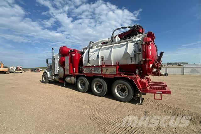 Kenworth T800 Paletli ekskavatörler