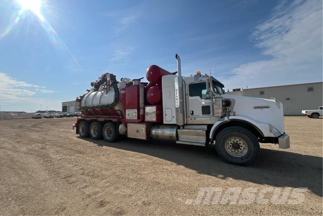 Kenworth T800 Paletli ekskavatörler