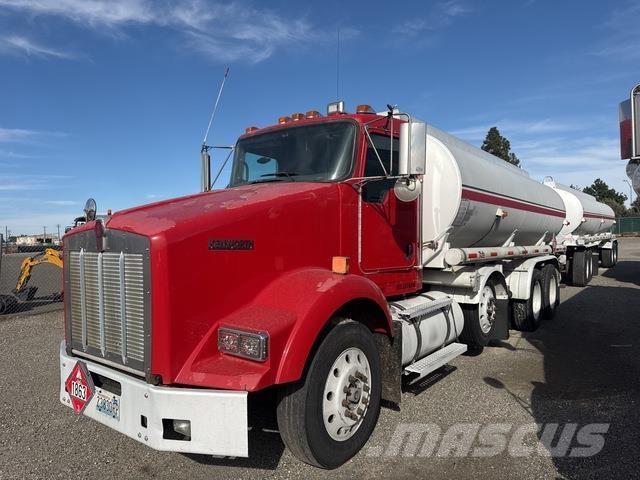 Kenworth T800 Tankerli kamyonlar