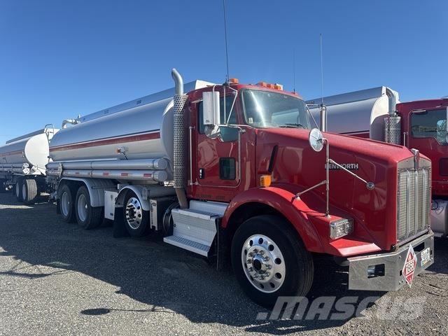 Kenworth T800 Tankerli kamyonlar