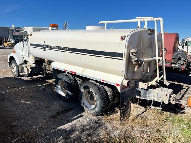 Kenworth T800 Su tankerleri