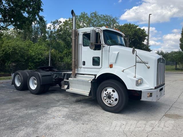 Kenworth T800 Çekiciler