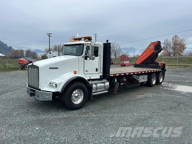 Kenworth T800 Araç üzeri vinçler