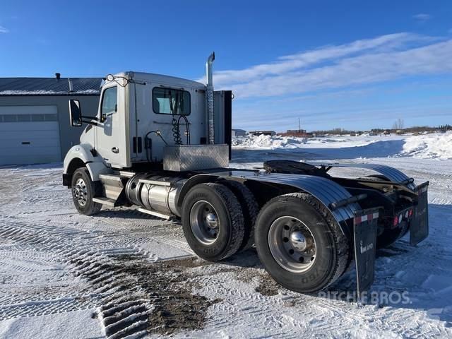 Kenworth T880 Çekiciler