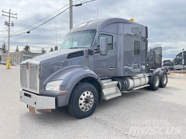 Kenworth T880 Çekiciler