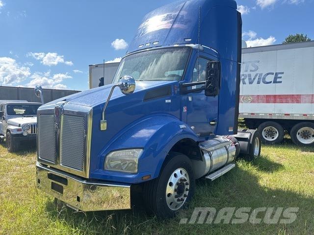 Kenworth T880 Çekiciler