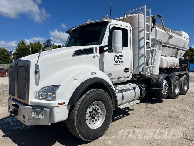 Kenworth T880 Transmikserler