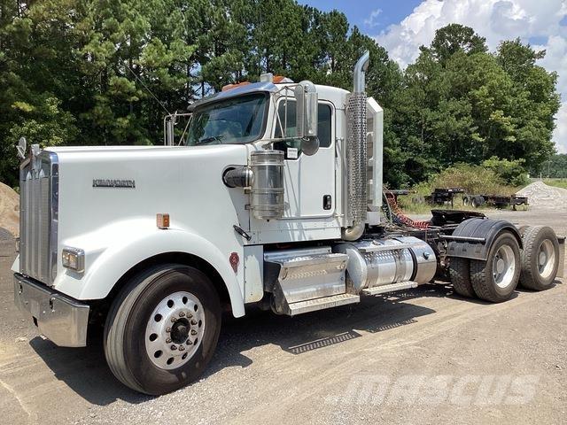 Kenworth W900 Çekiciler