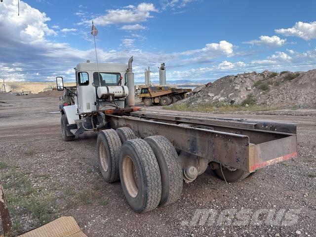 Kenworth W900 Kabinler
