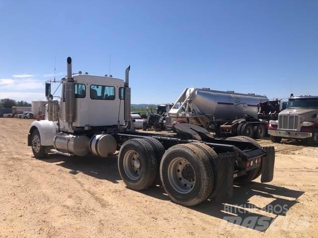 Kenworth W900L Çekiciler