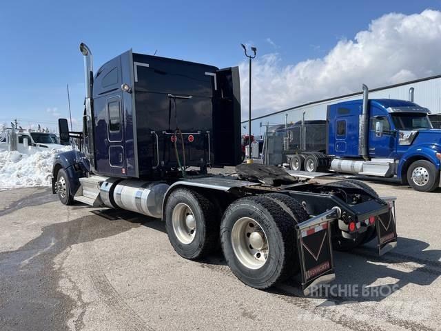 Kenworth W990 Çekiciler