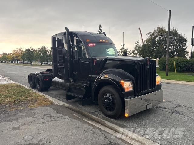 Kenworth W990 Çekiciler