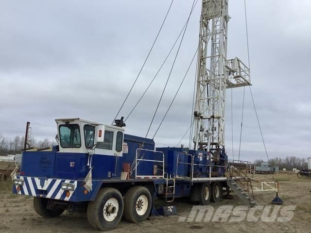  Kin-Rig NJX Gezer sondaj kamyonları