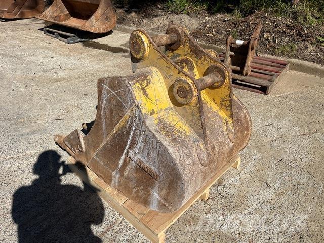 Komatsu  Kovalar