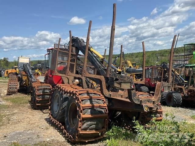 Komatsu 840.4 Tomruk yükleyici traktörler
