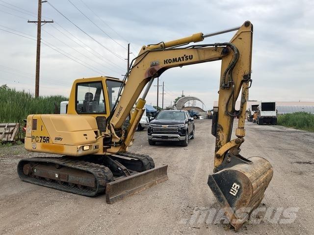 Komatsu PC75R Paletli ekskavatörler