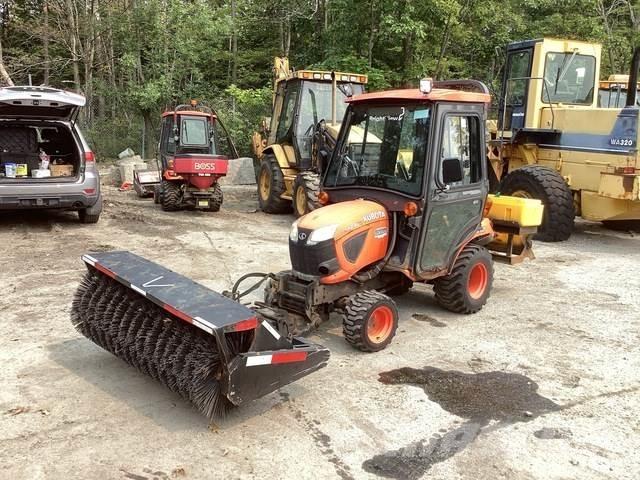 Kubota BX2380 Traktörler