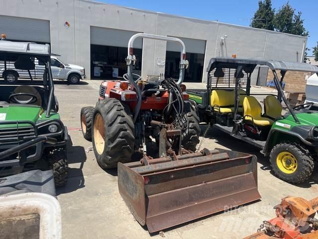 Kubota L3010D Traktörler