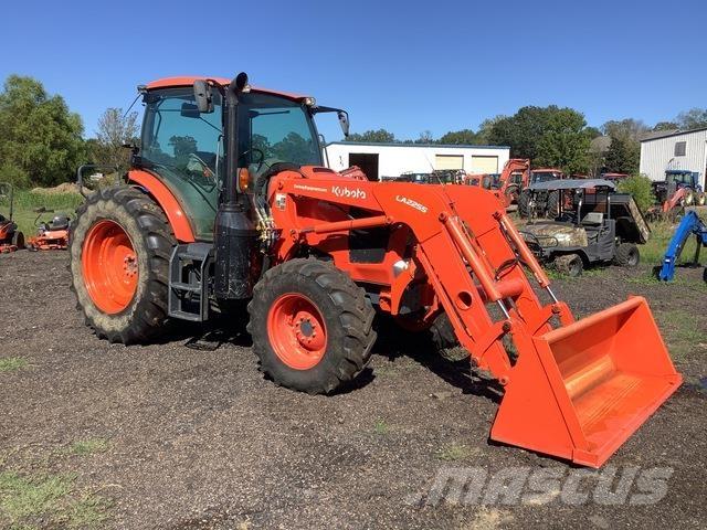 Kubota M6-141 Traktörler