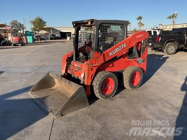 Kubota SSV65 Skid steer loderler