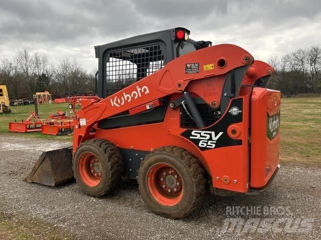 Kubota SSV65 Skid steer loderler
