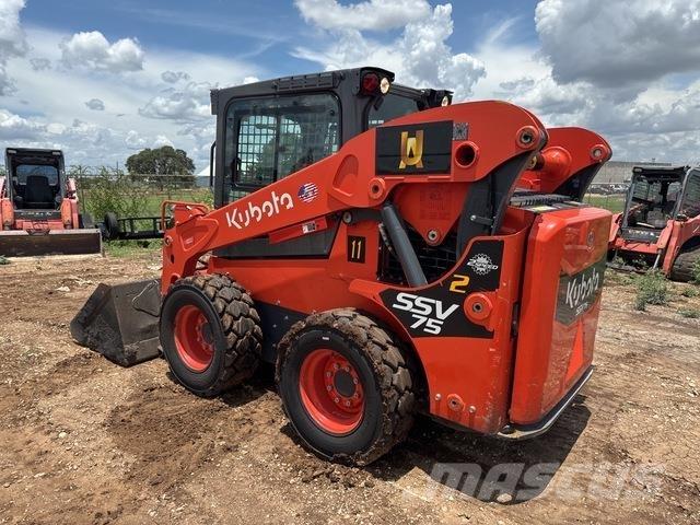 Kubota SSV75HC Skid steer loderler