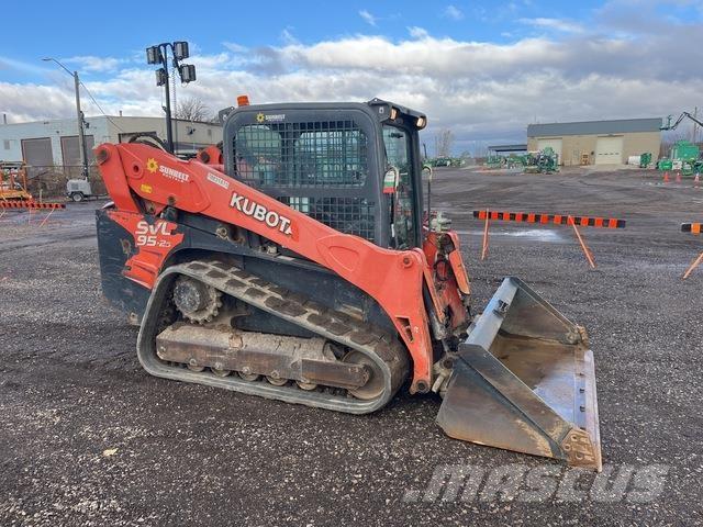 Kubota SVL95-2 Skid steer loderler
